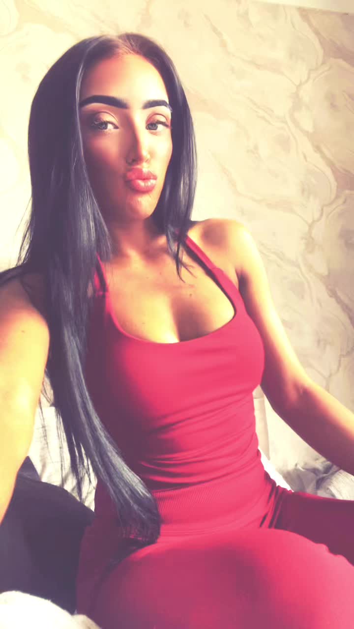 @Sophie. XOXO 💋