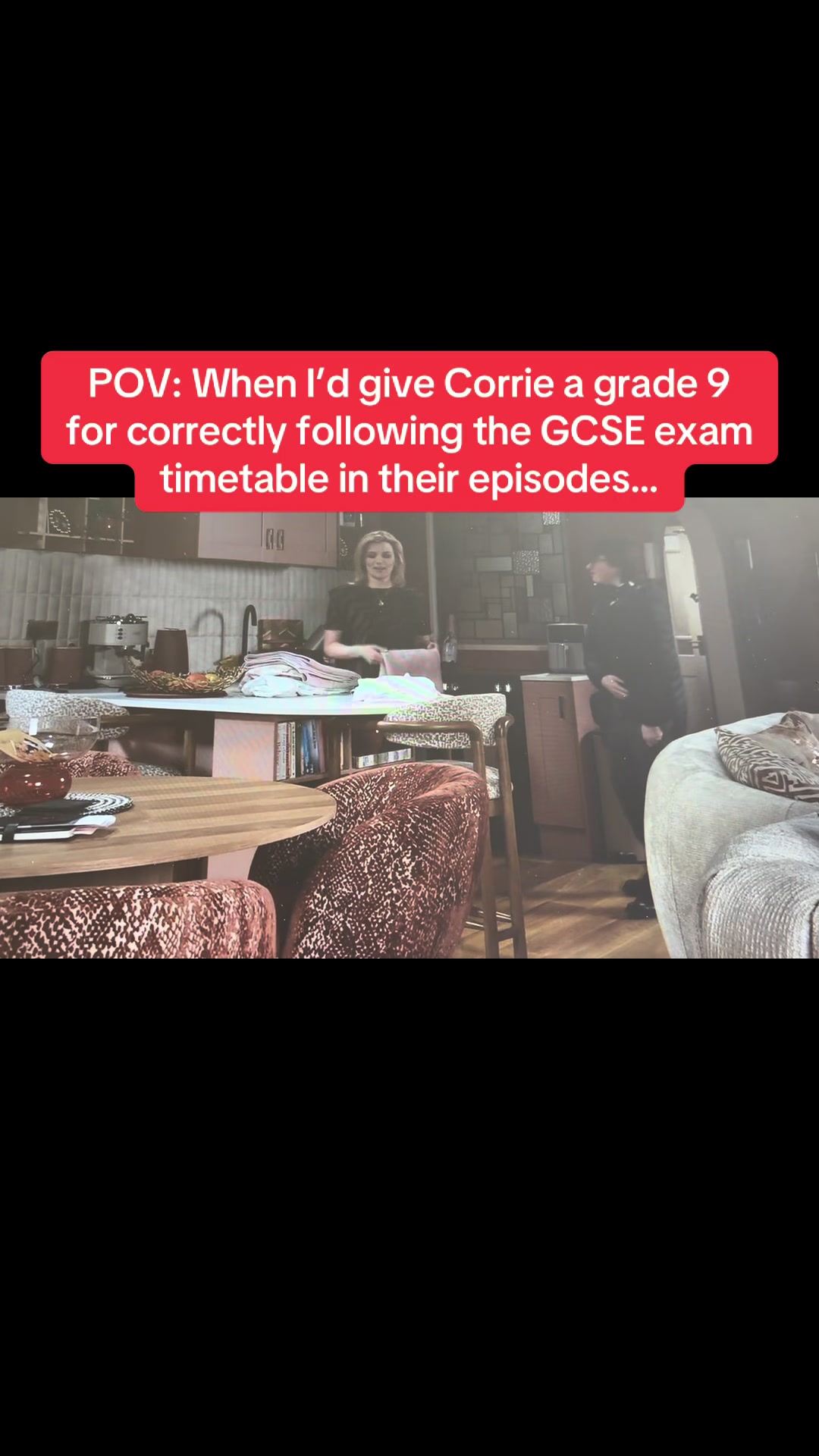 @MeetMaxineTV