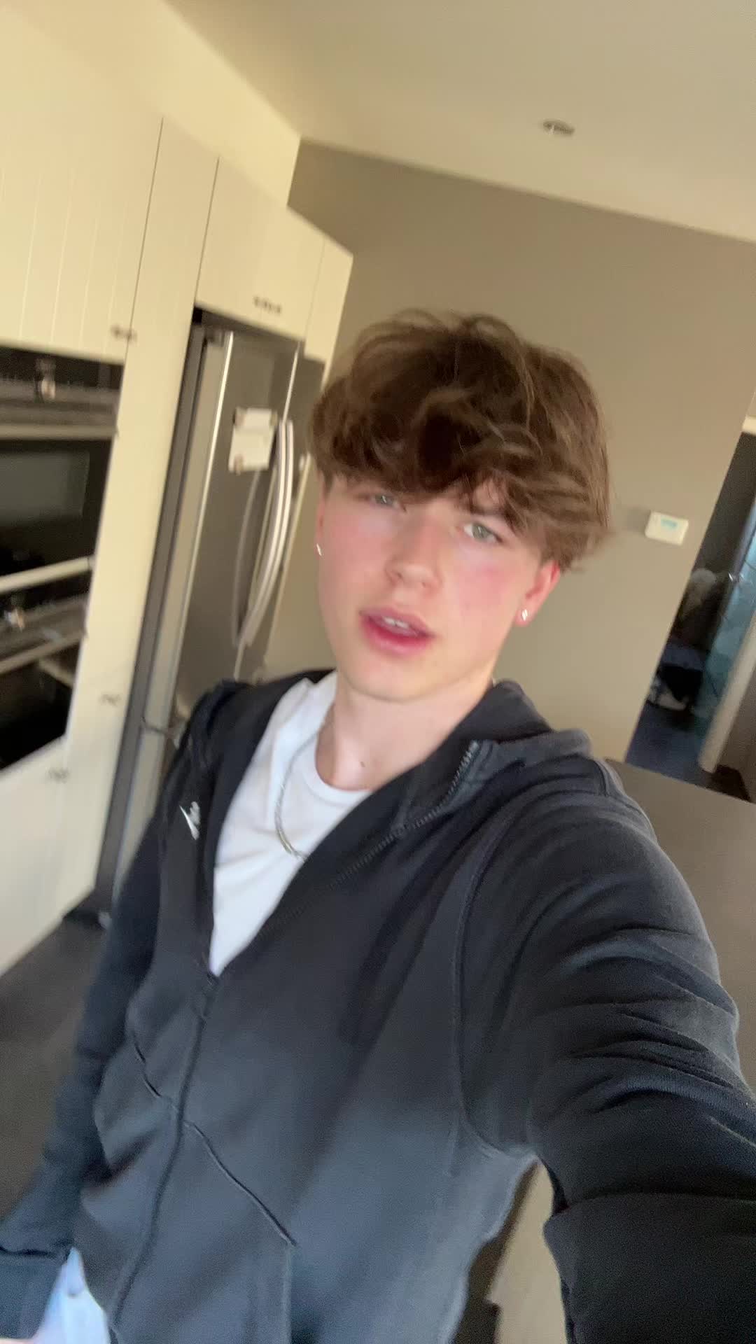 @thomasthn