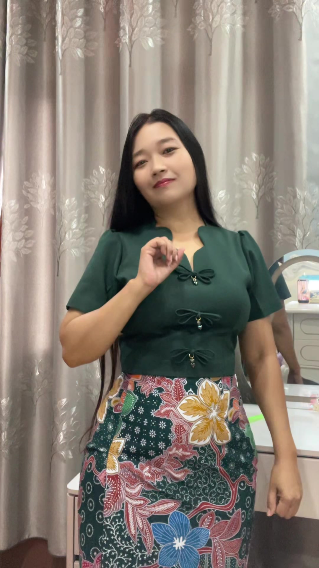 @Midday Khin