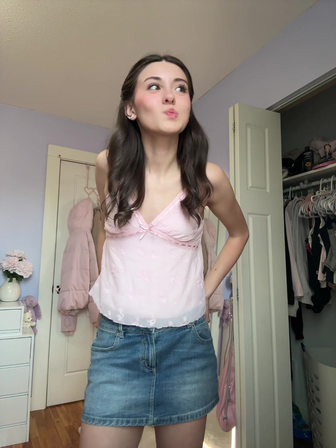 @🎀~ 𝑳𝒊𝒗𝒗𝒚 ~🎀