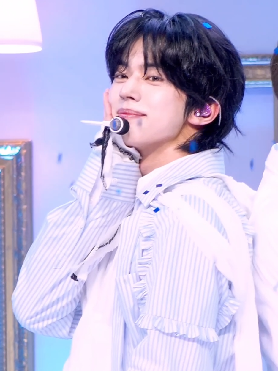 @kari 🕸️ | fancams!