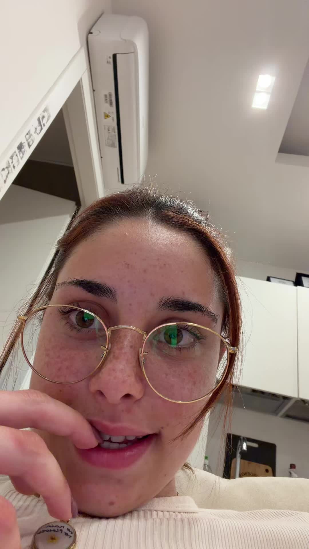 @Iris