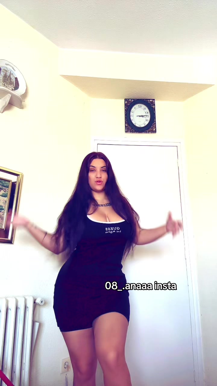 @𝓐𝓷𝓪𝓪𝓪🐳.