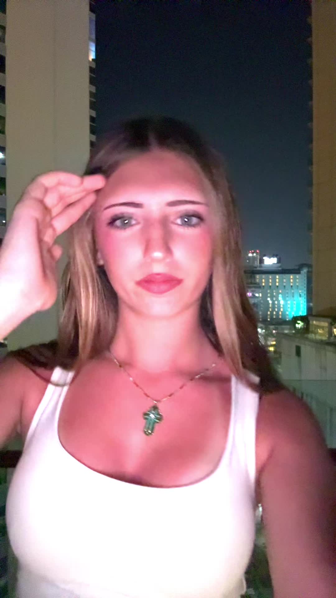 @lilyyy