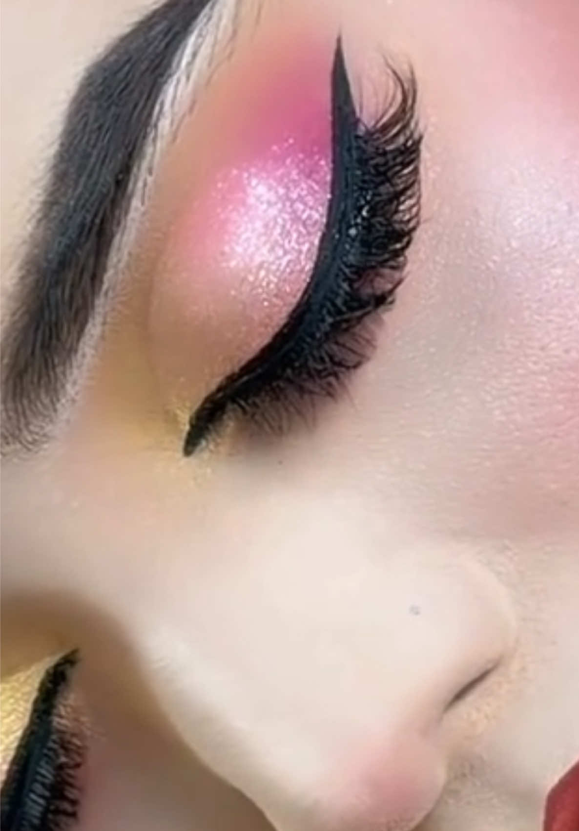 @MomentsWithQulain