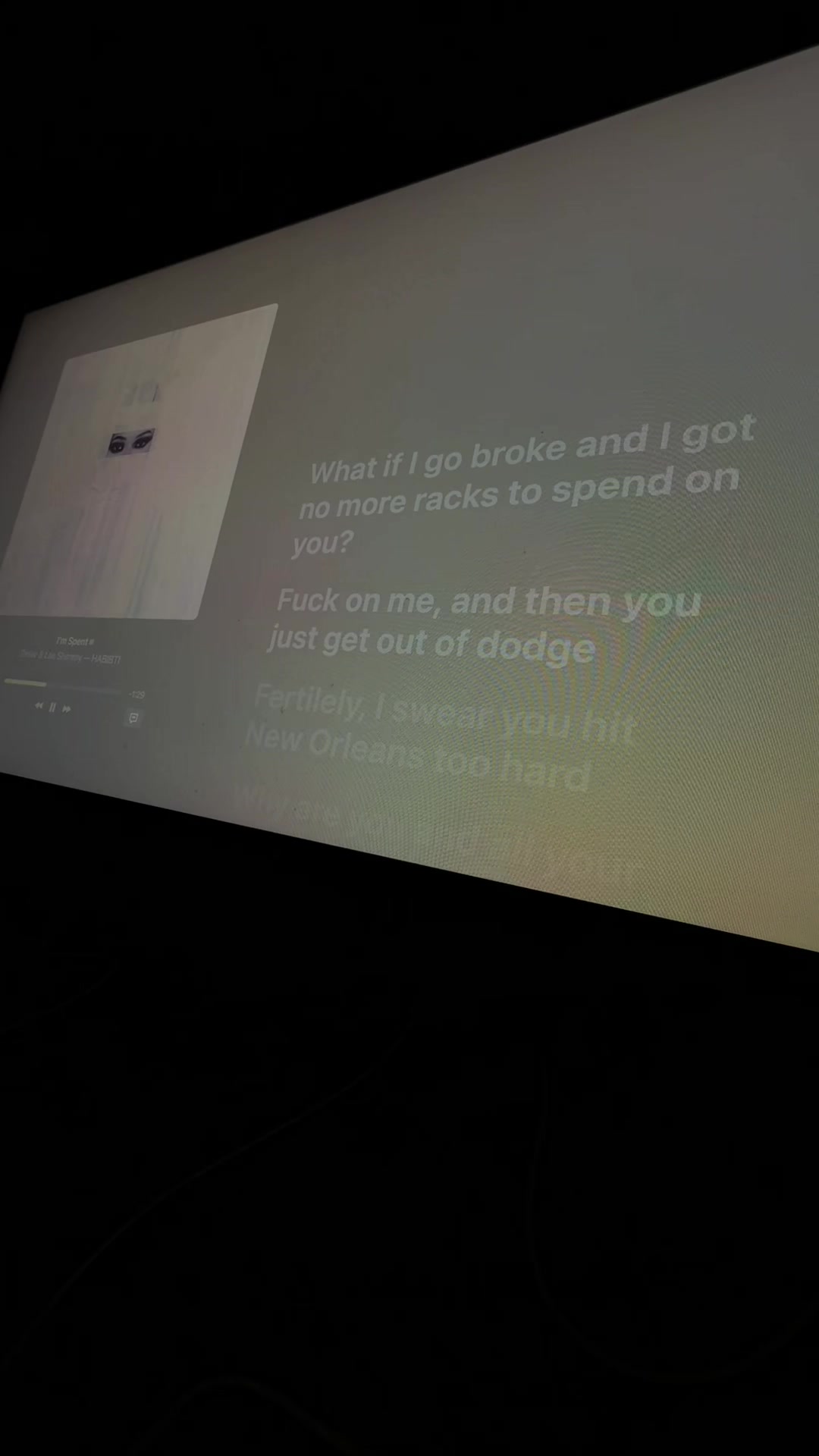 @️