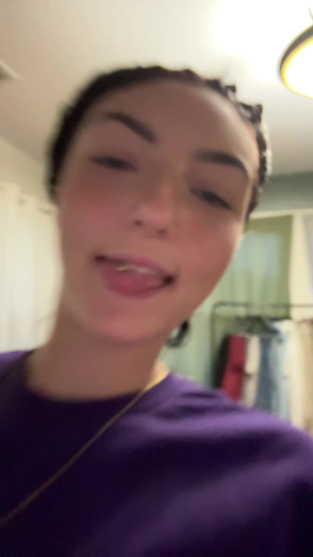 @𝙷𝚊𝚢𝚕𝚢𝚗