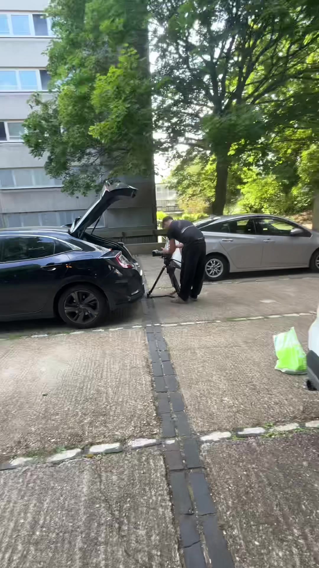 @T1 2 GLO
