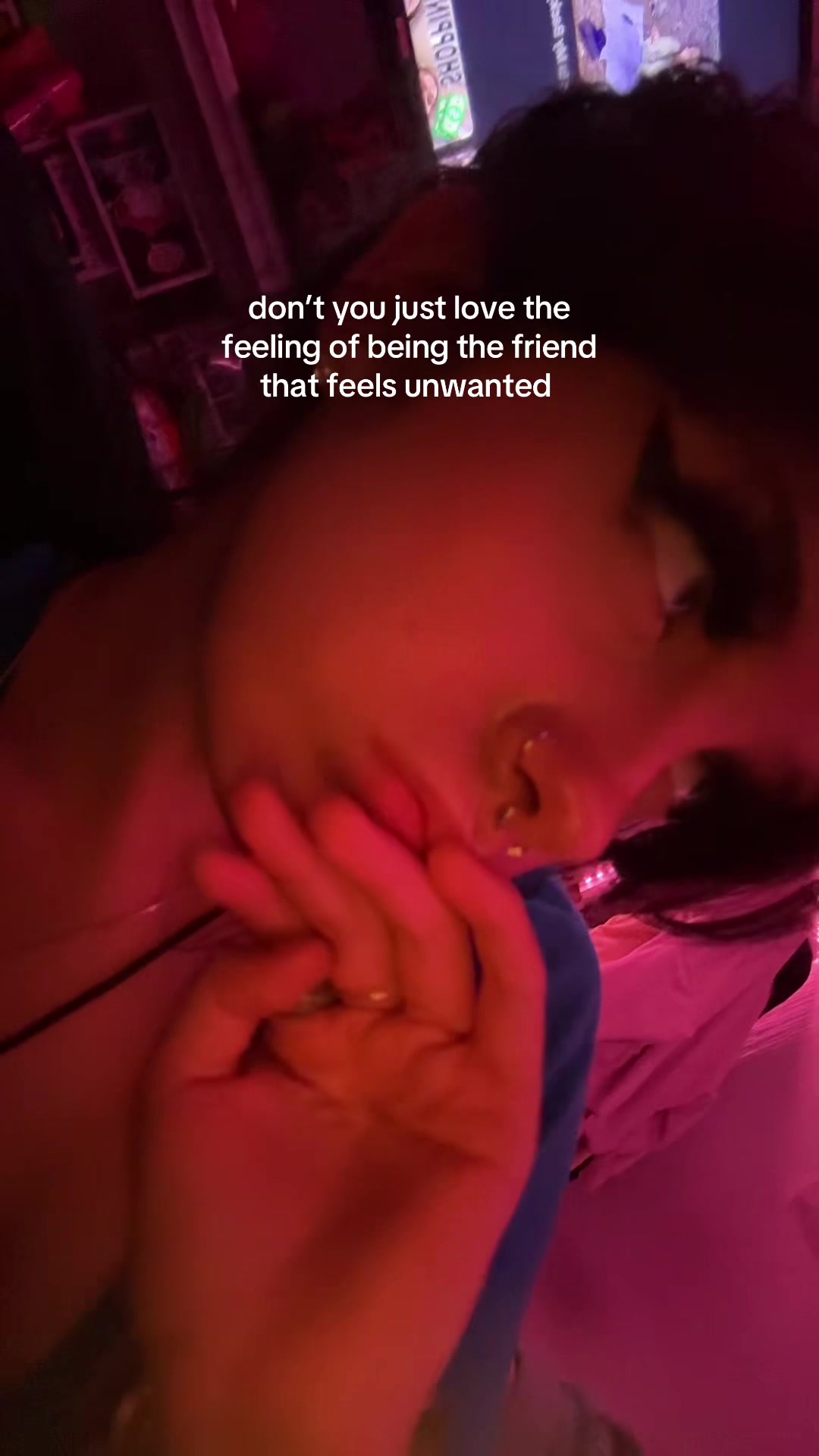 @Ellie🤍