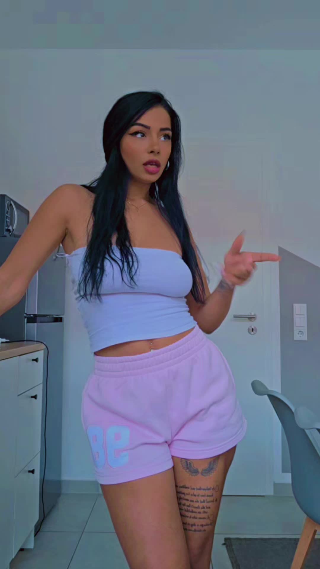 @Lavinia_Willson