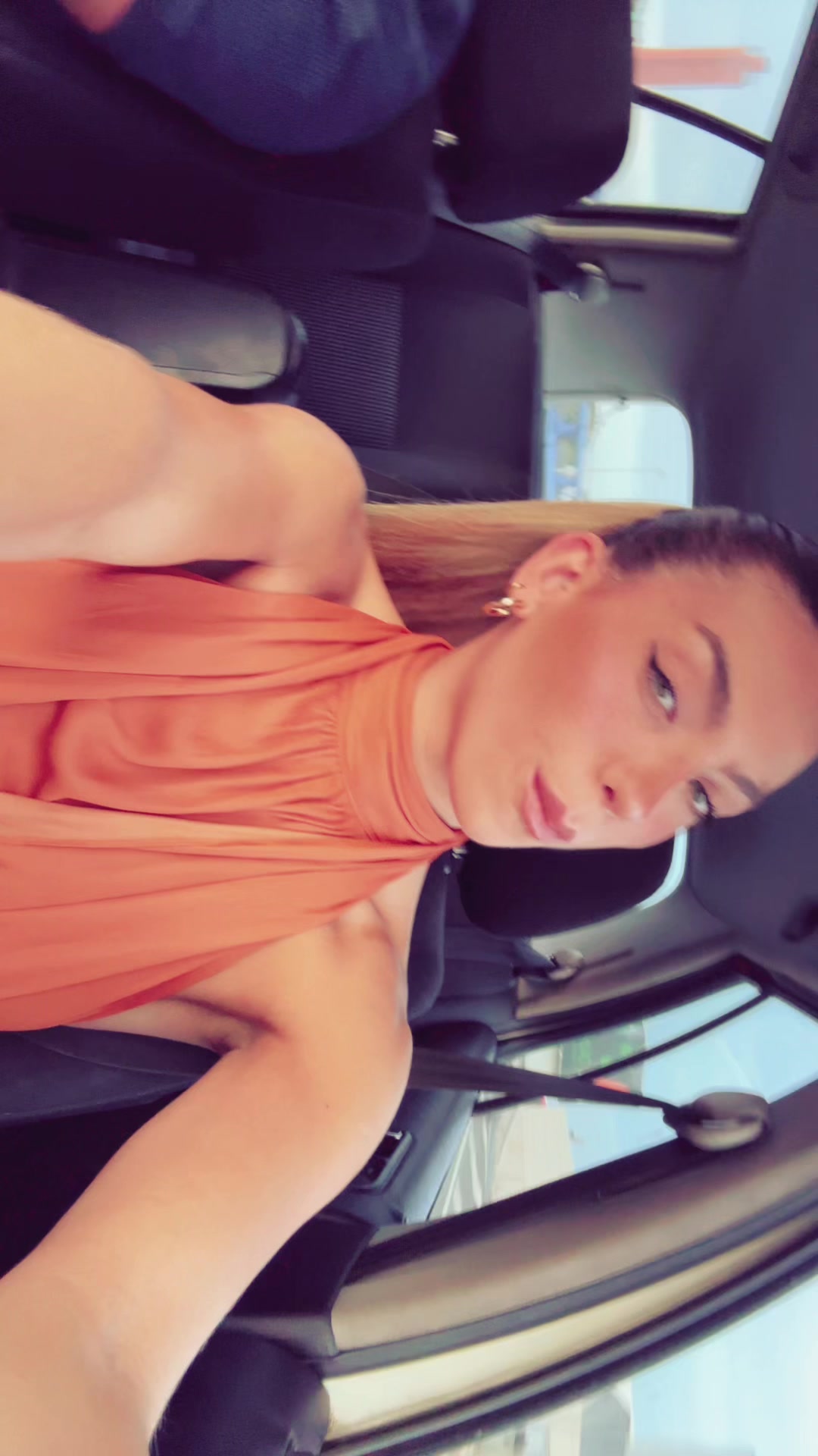 @juliaa_tiradoo