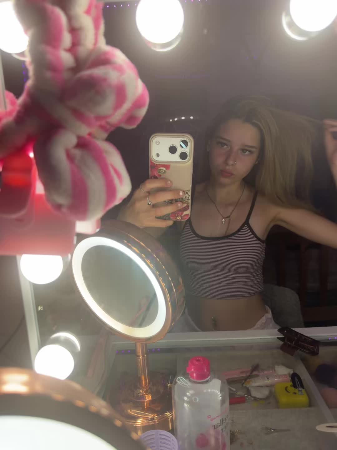 @𝐄𝐦𝐢𝐥𝐲 🤍