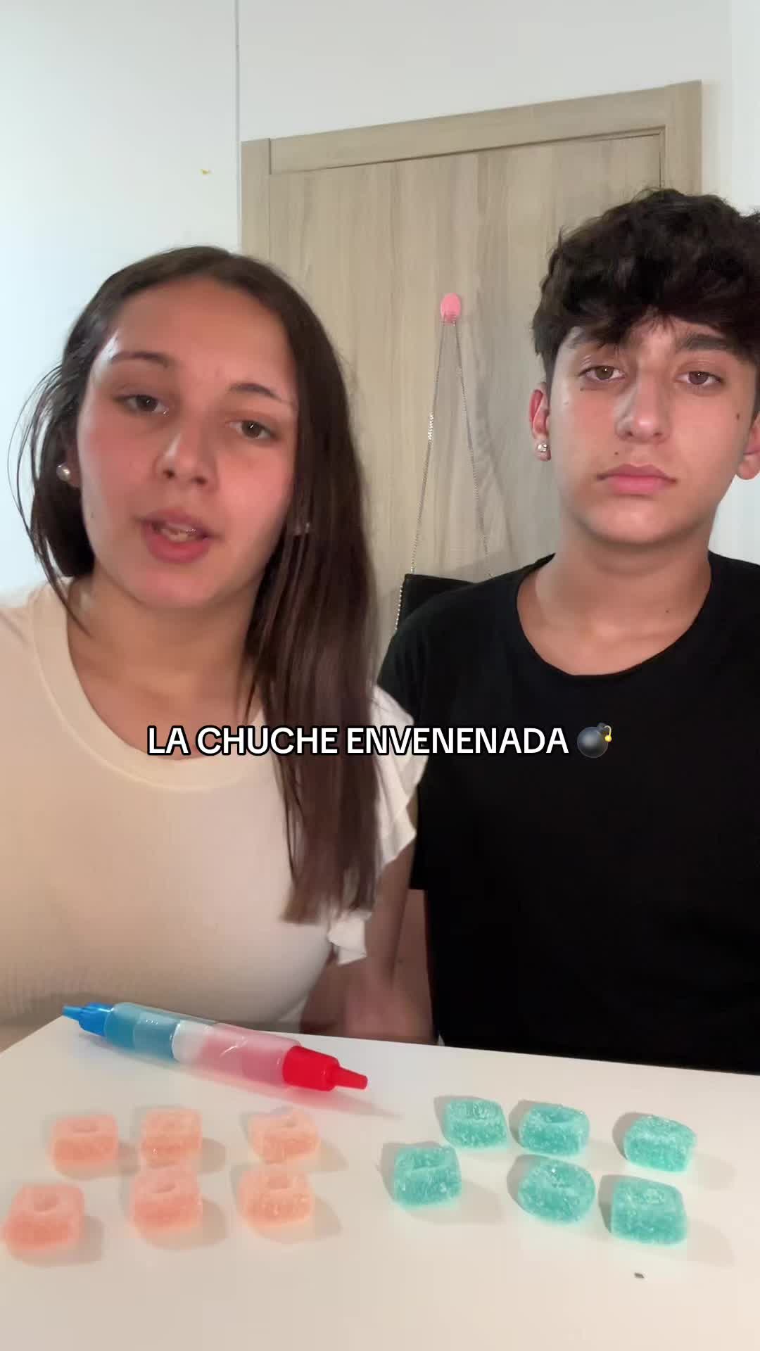 @Unax