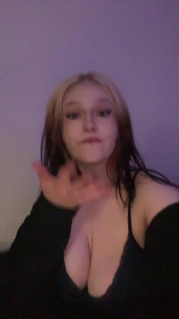 @Cloudz🧛🏻♀️