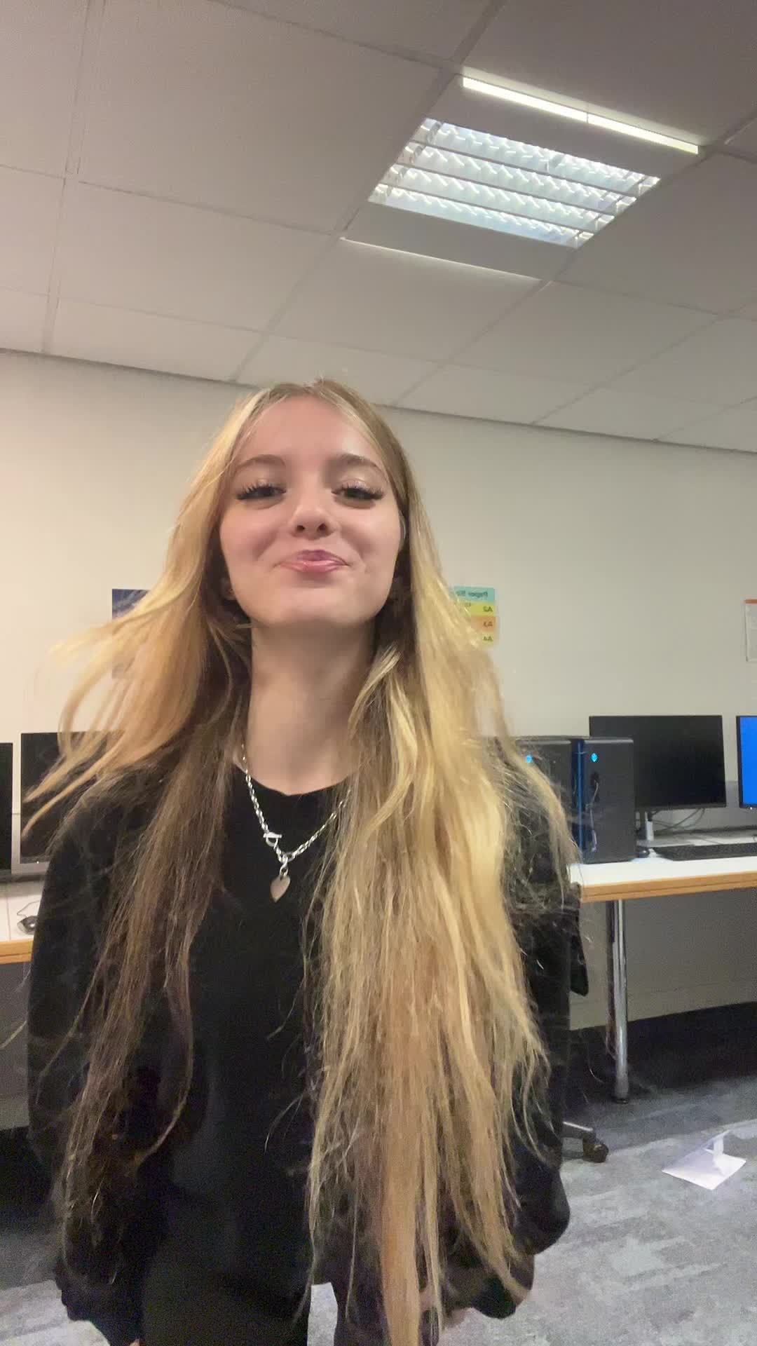 @Tia