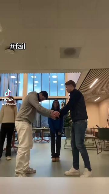 @Adelig🫶