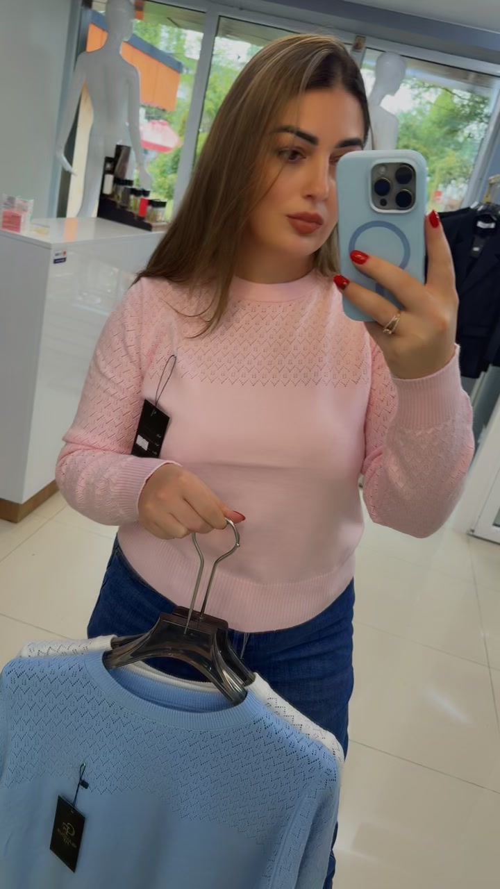 @Elena Novac