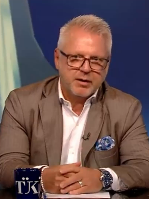 @Kőszegi Andr&aacute;s m&aacute;rkatan&aacute;csad&oacute;