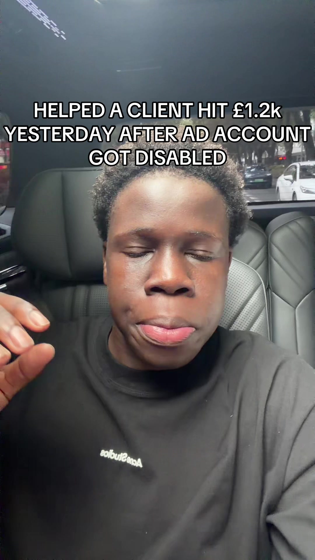 @Mo