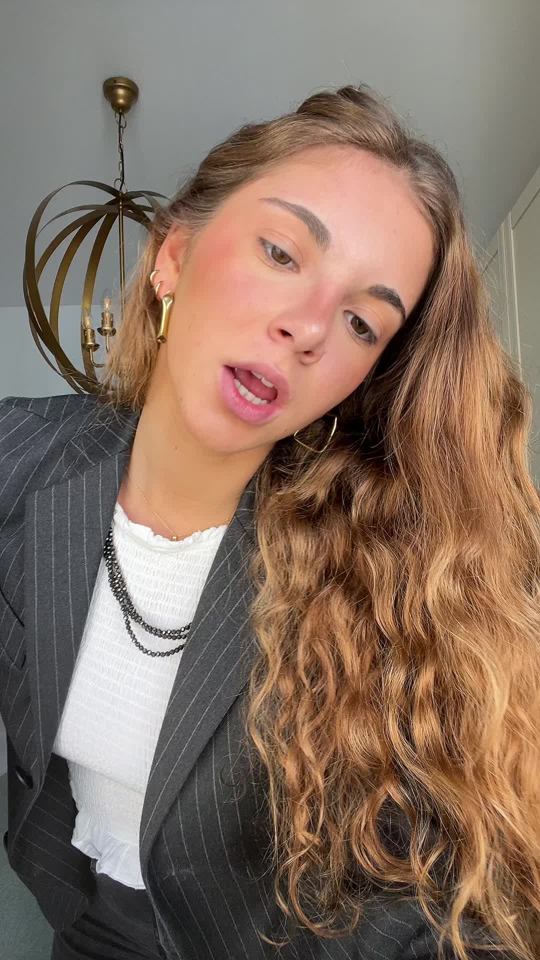 @julia g&oacute;mez