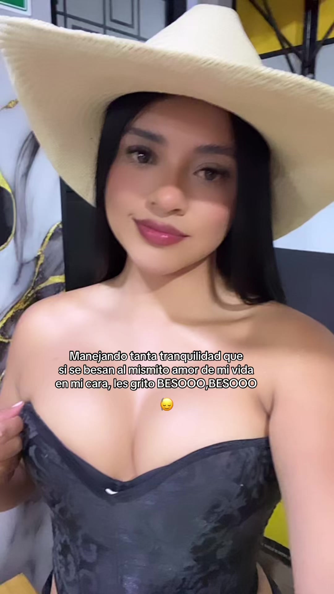@Oficial_la_more