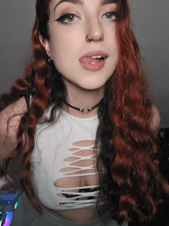 @Peachy🍑