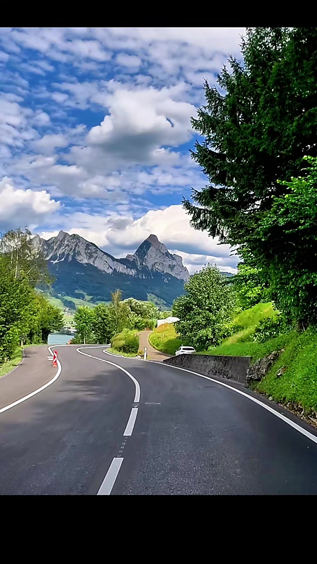 @Momentsfromswitzerland🇨🇭