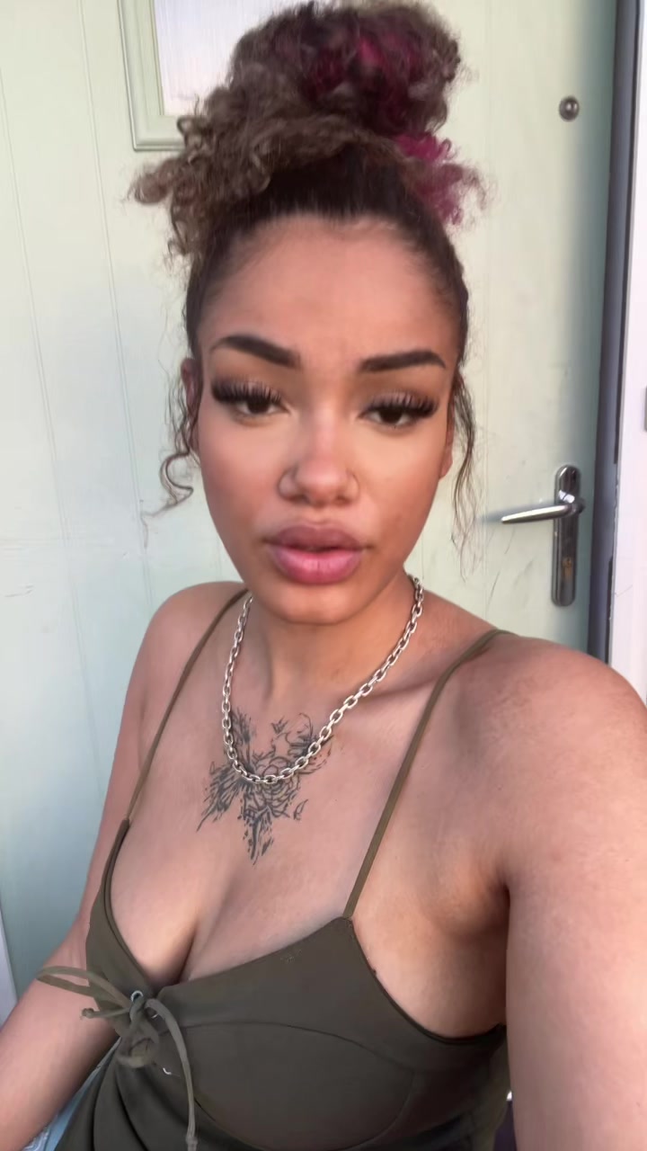 @MissGhost🥀