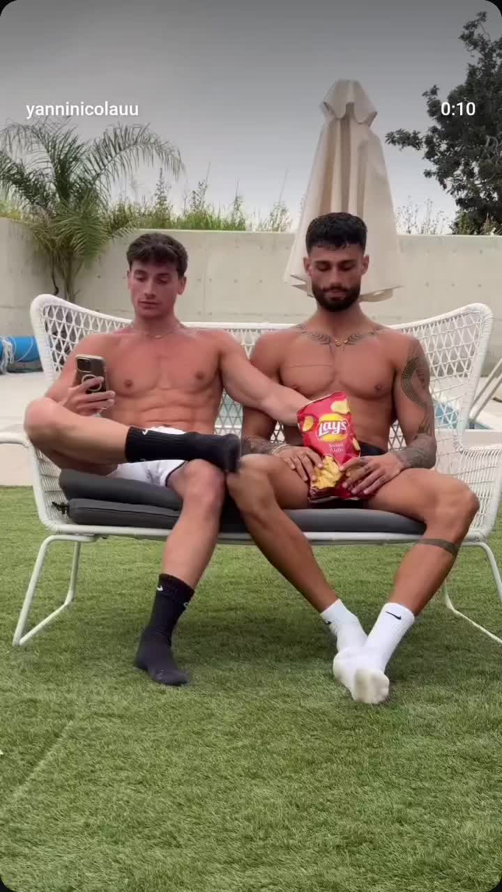 @adammr50shades🥰😍
