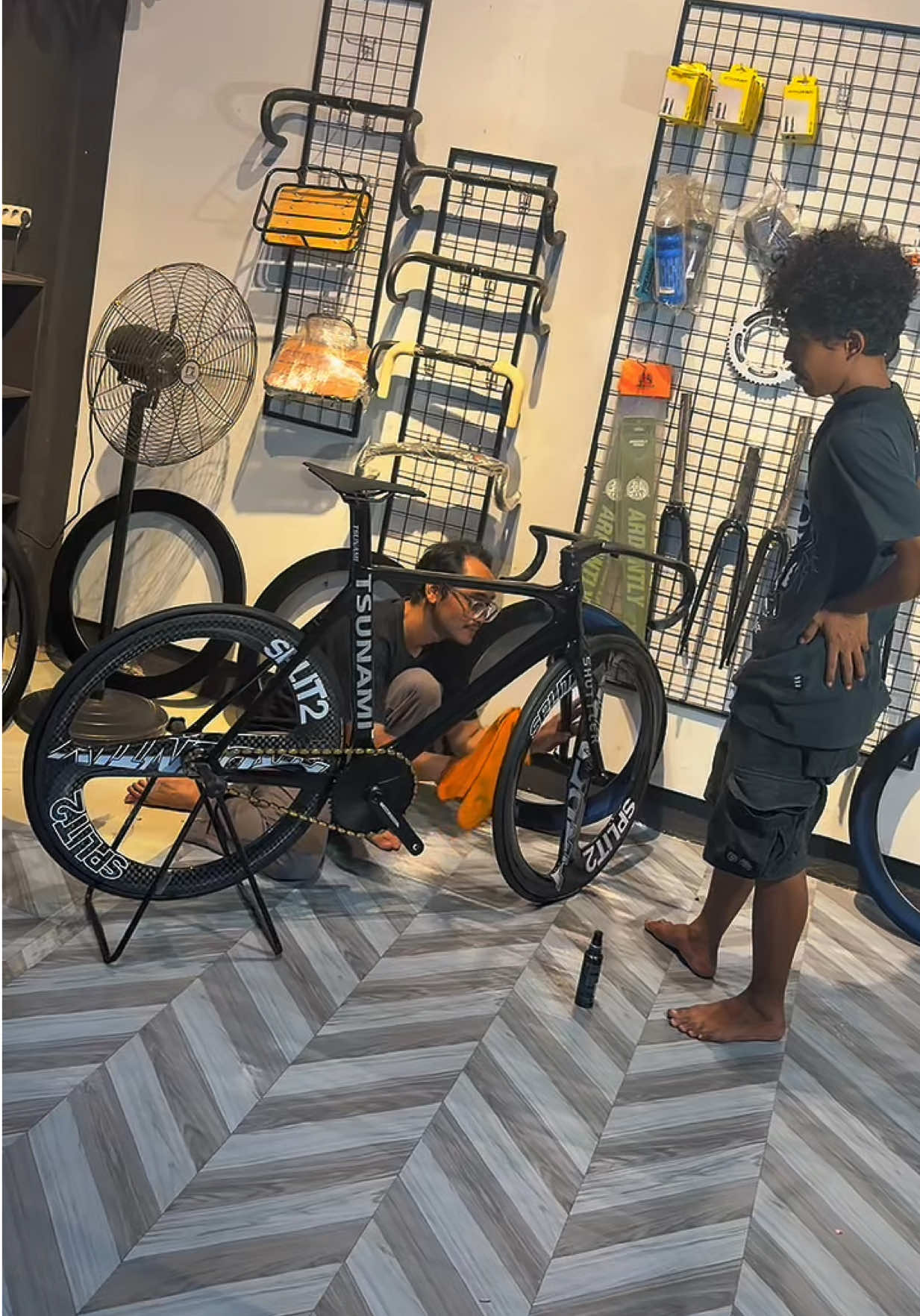 @FixFix Store