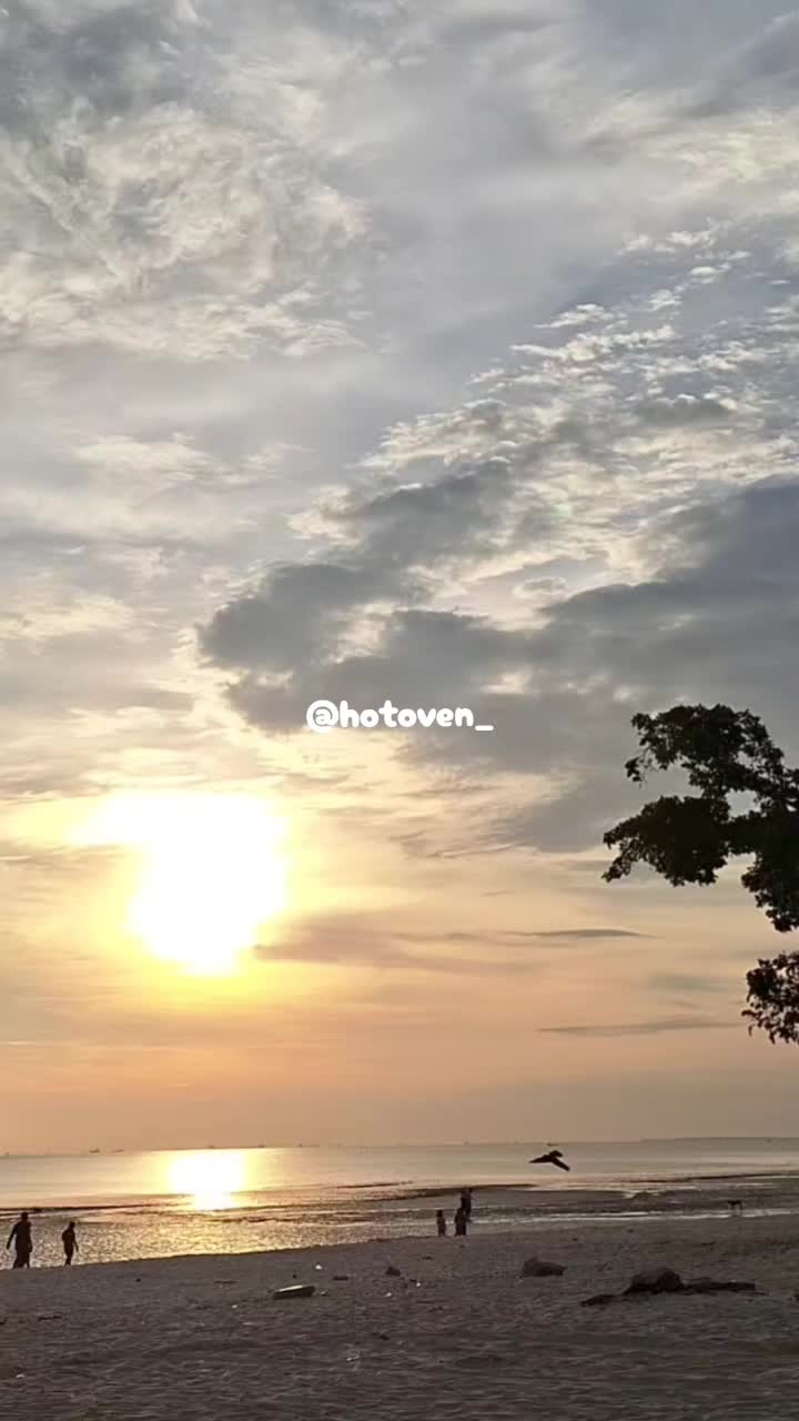 @Hotoven_