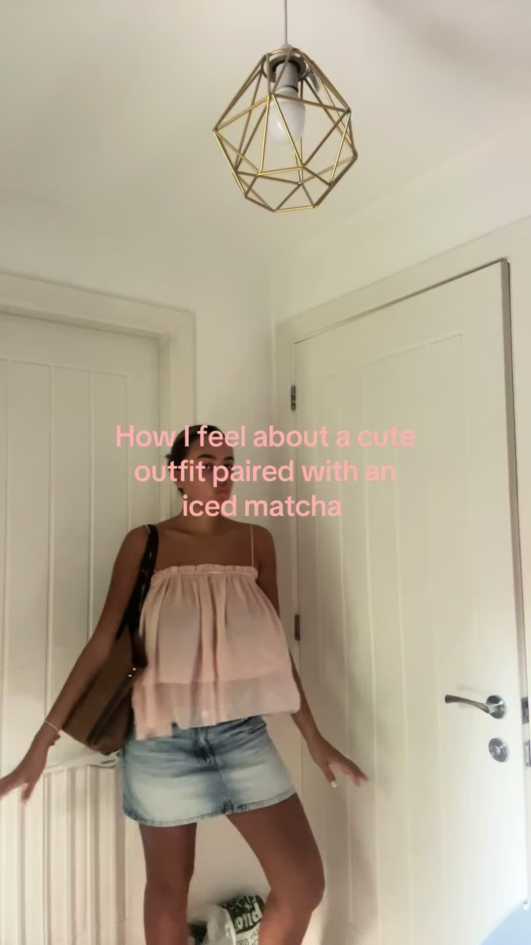 @Ava