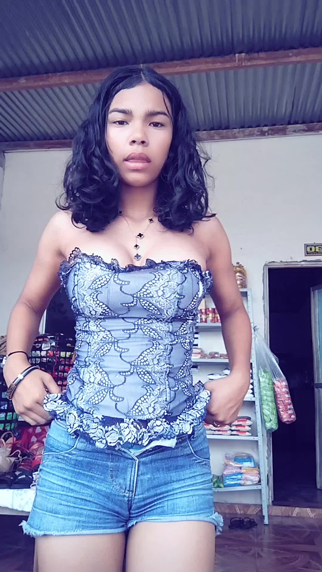 @★