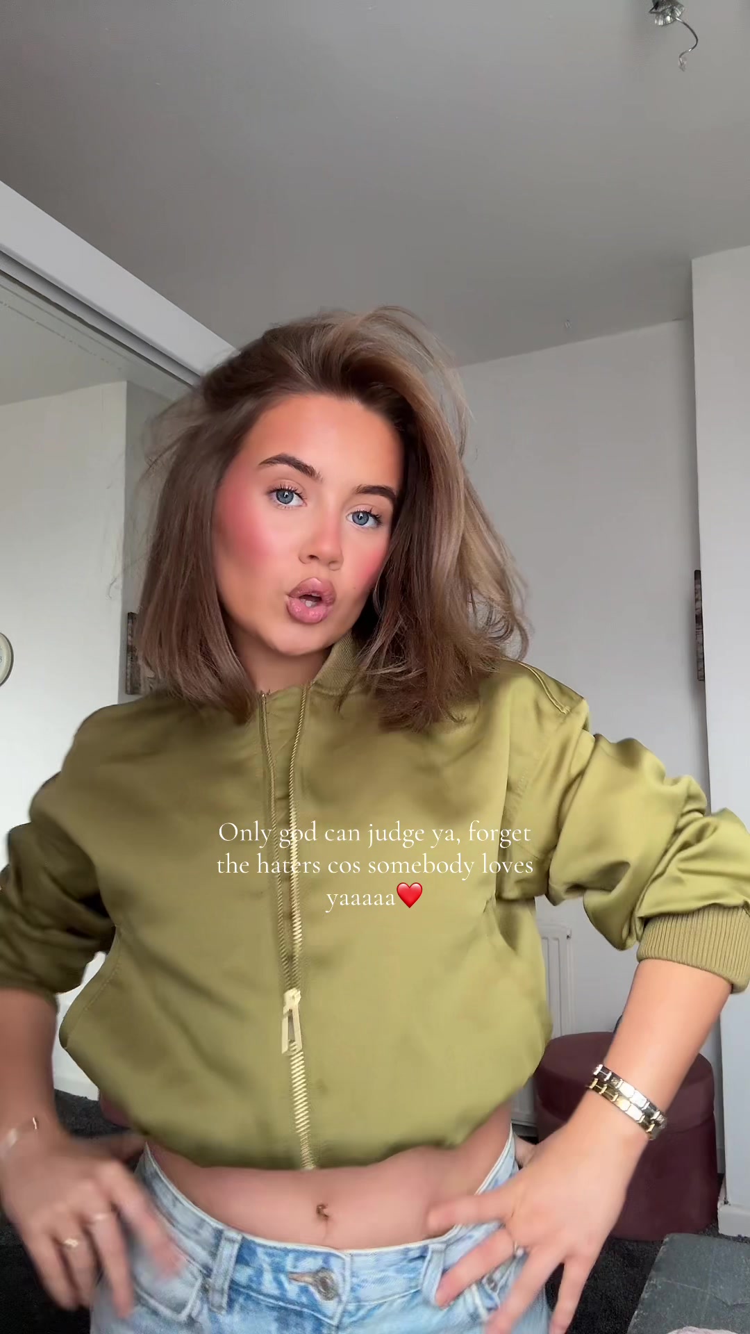 @Ali🐝