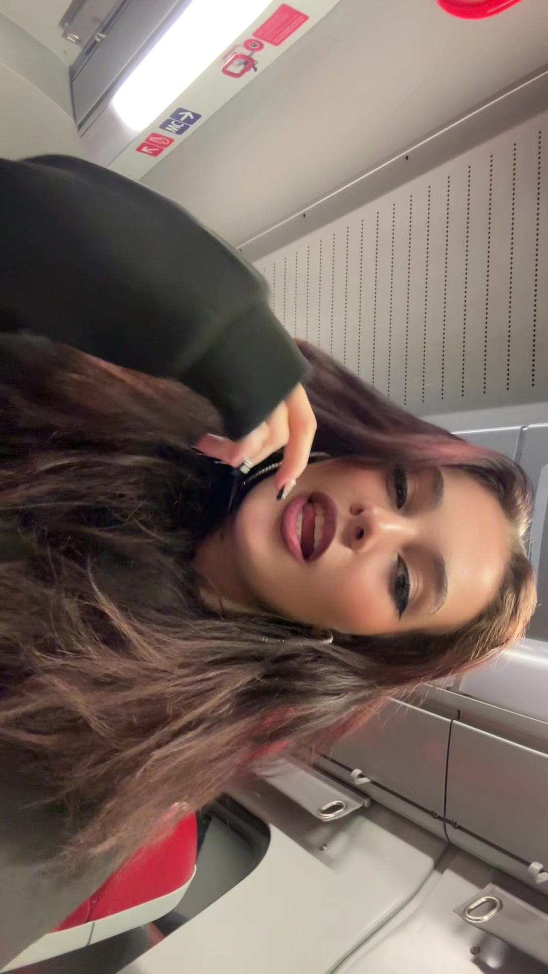 @verena-denise