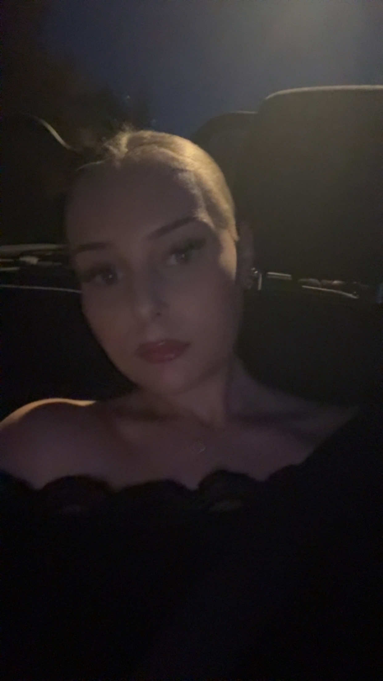 @🍒𝒏𝒏𝒂