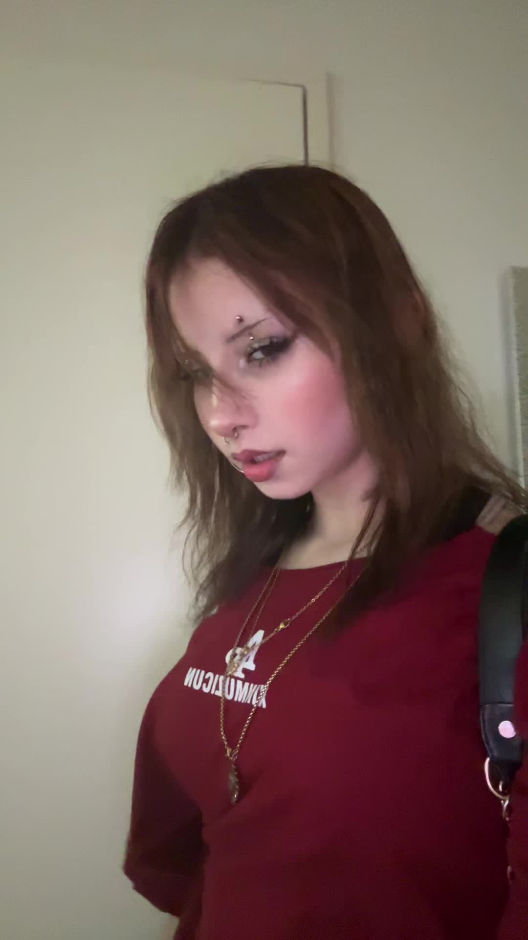 @CALLMEV☣️