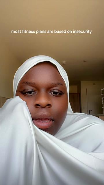 @Adéníkè