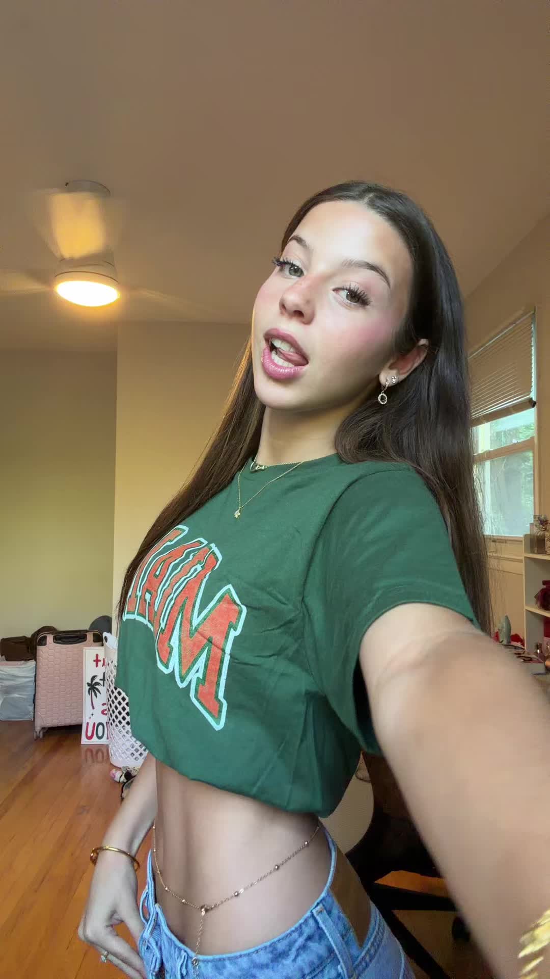 @rachel