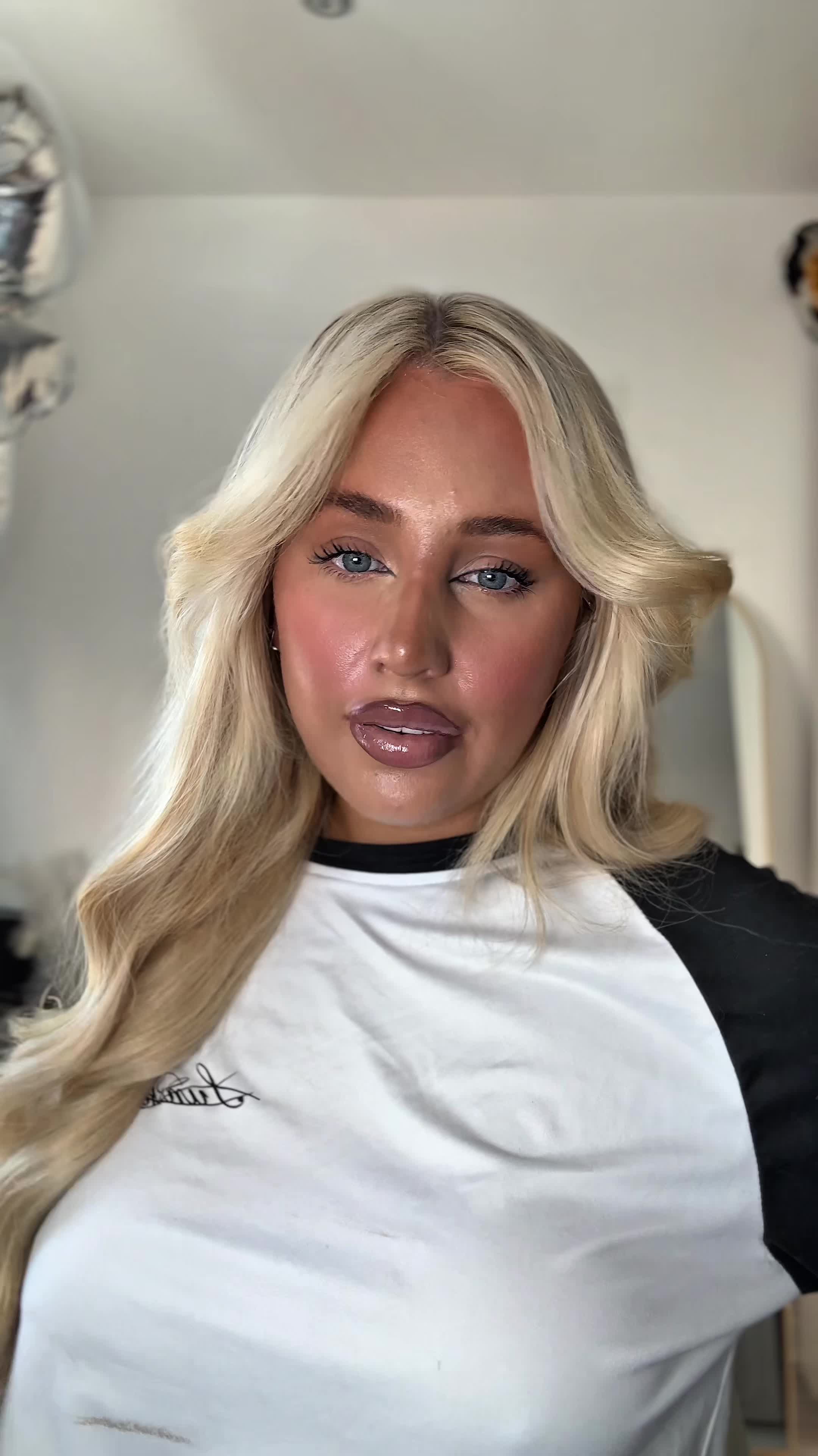 @Holl🎀🍸🥥🦞🍋