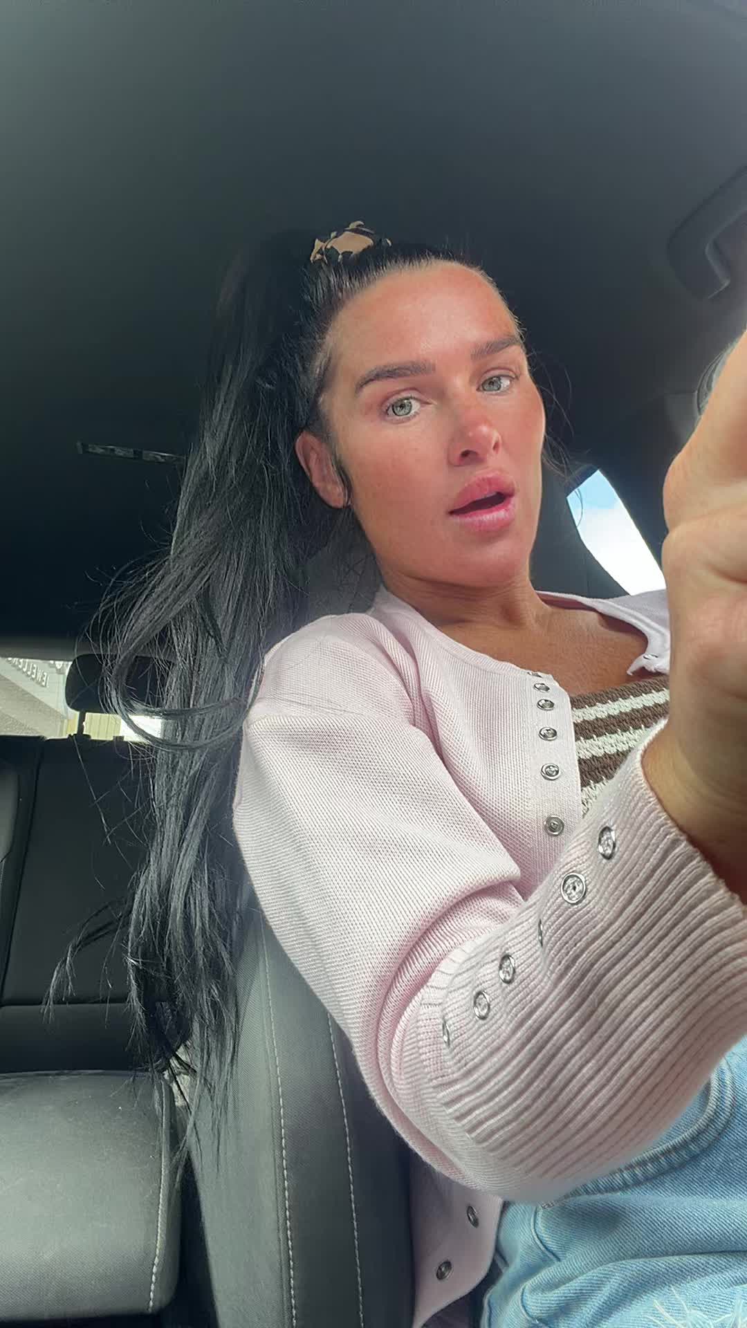 @holliebaby