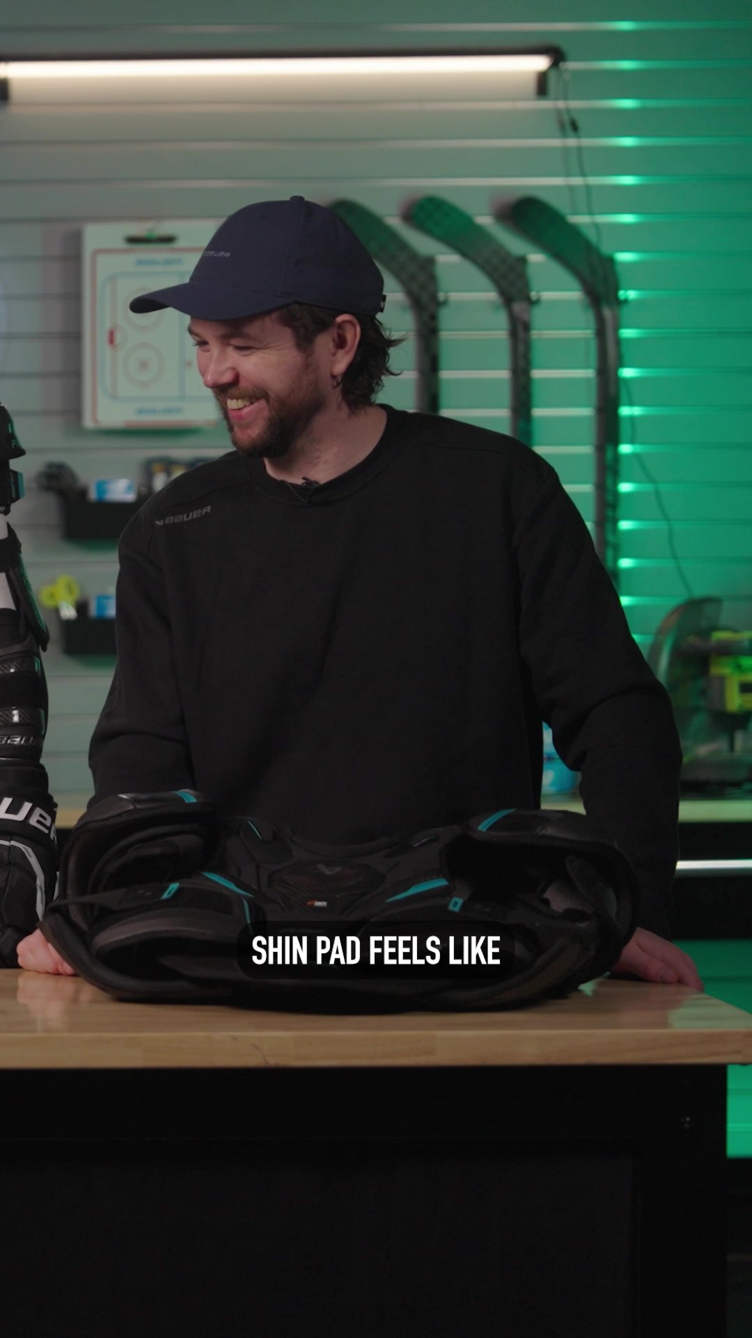 @Bauer Hockey