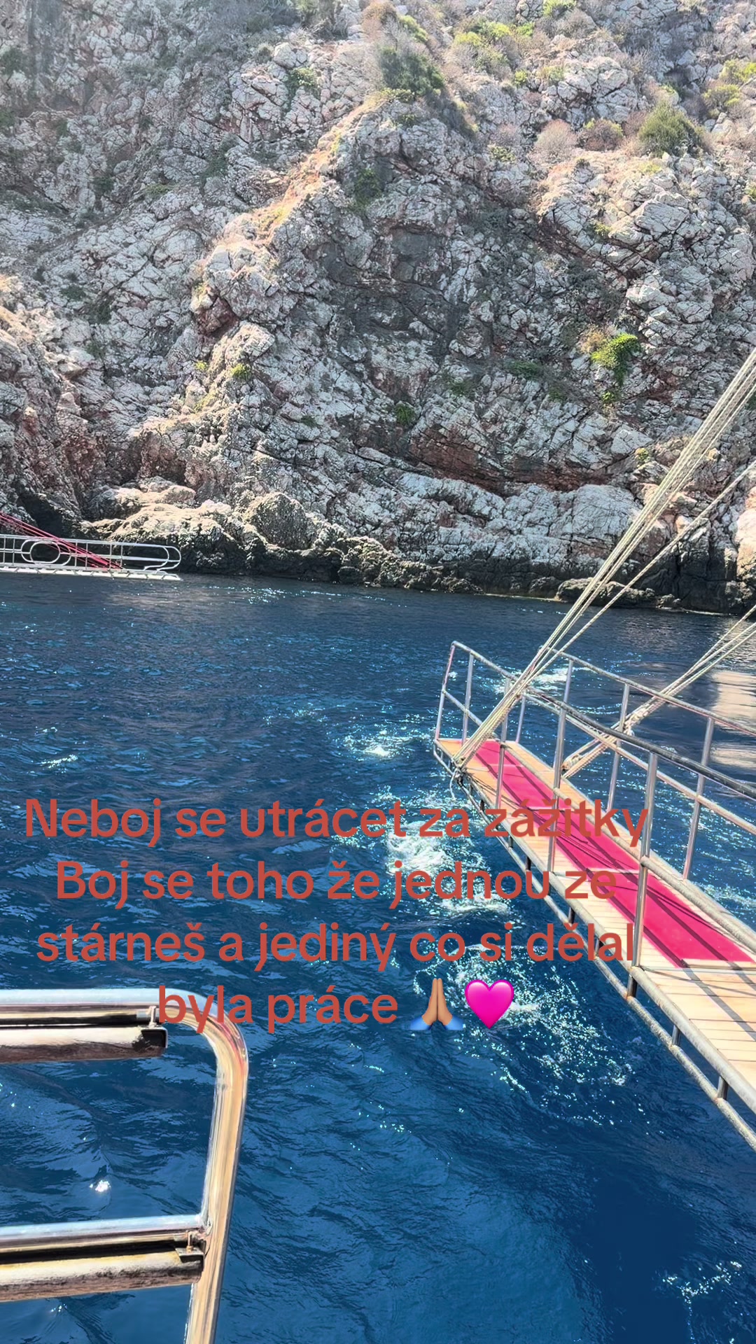 @Amy Paciková