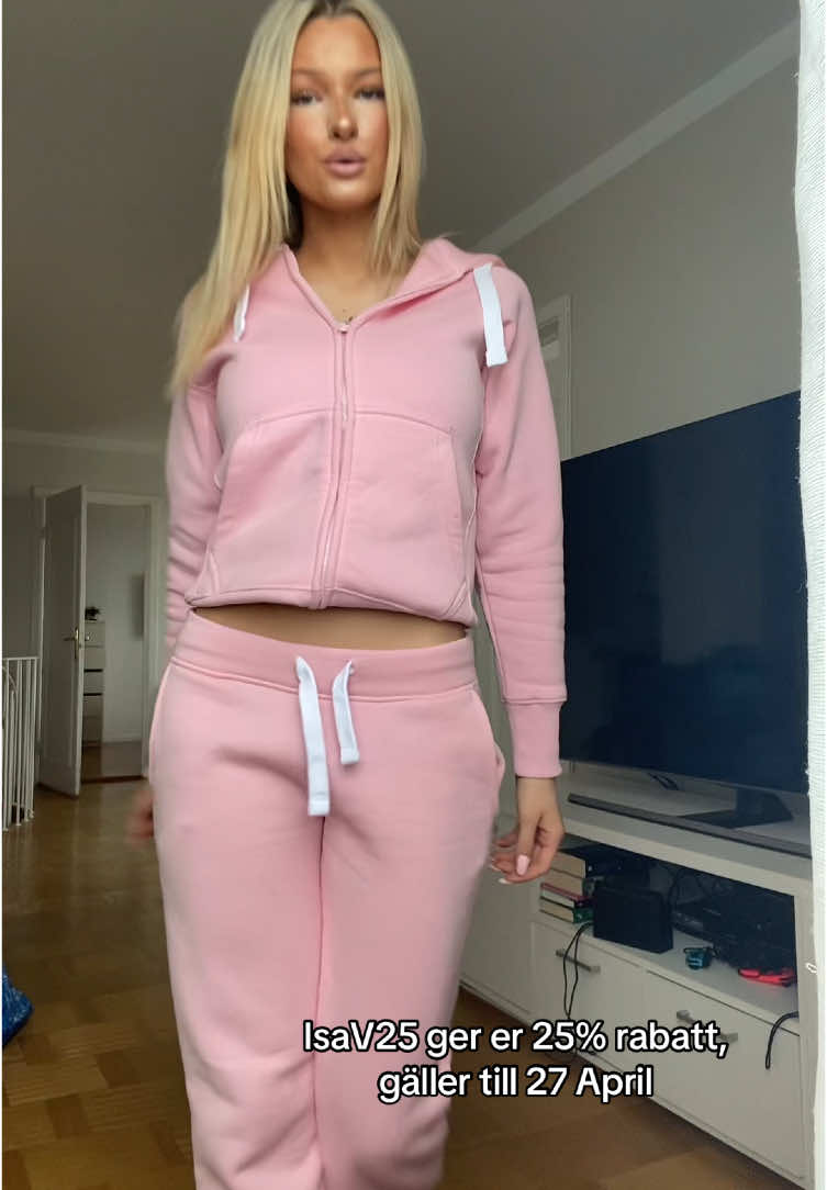 @Bella
