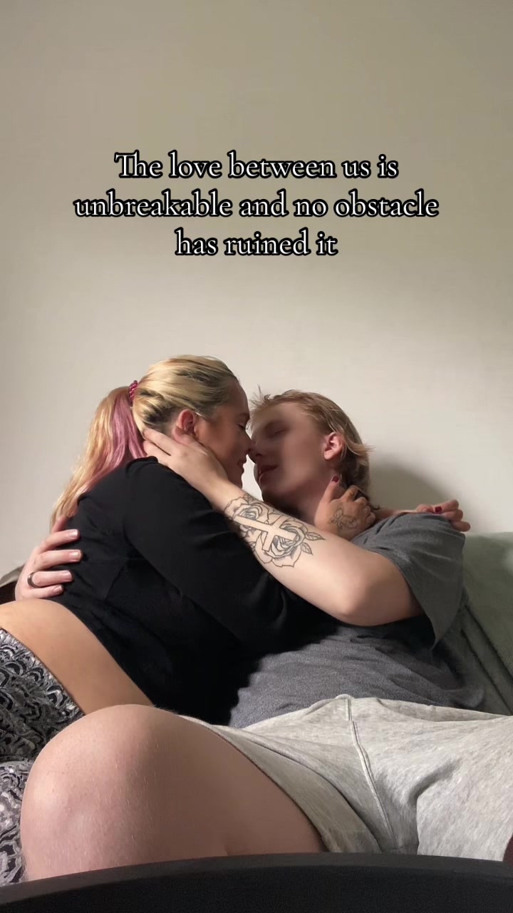@Juliana 🖤