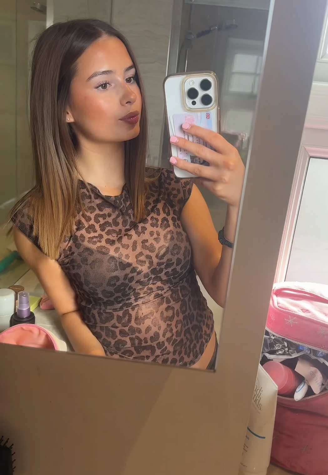 @Iz🤎