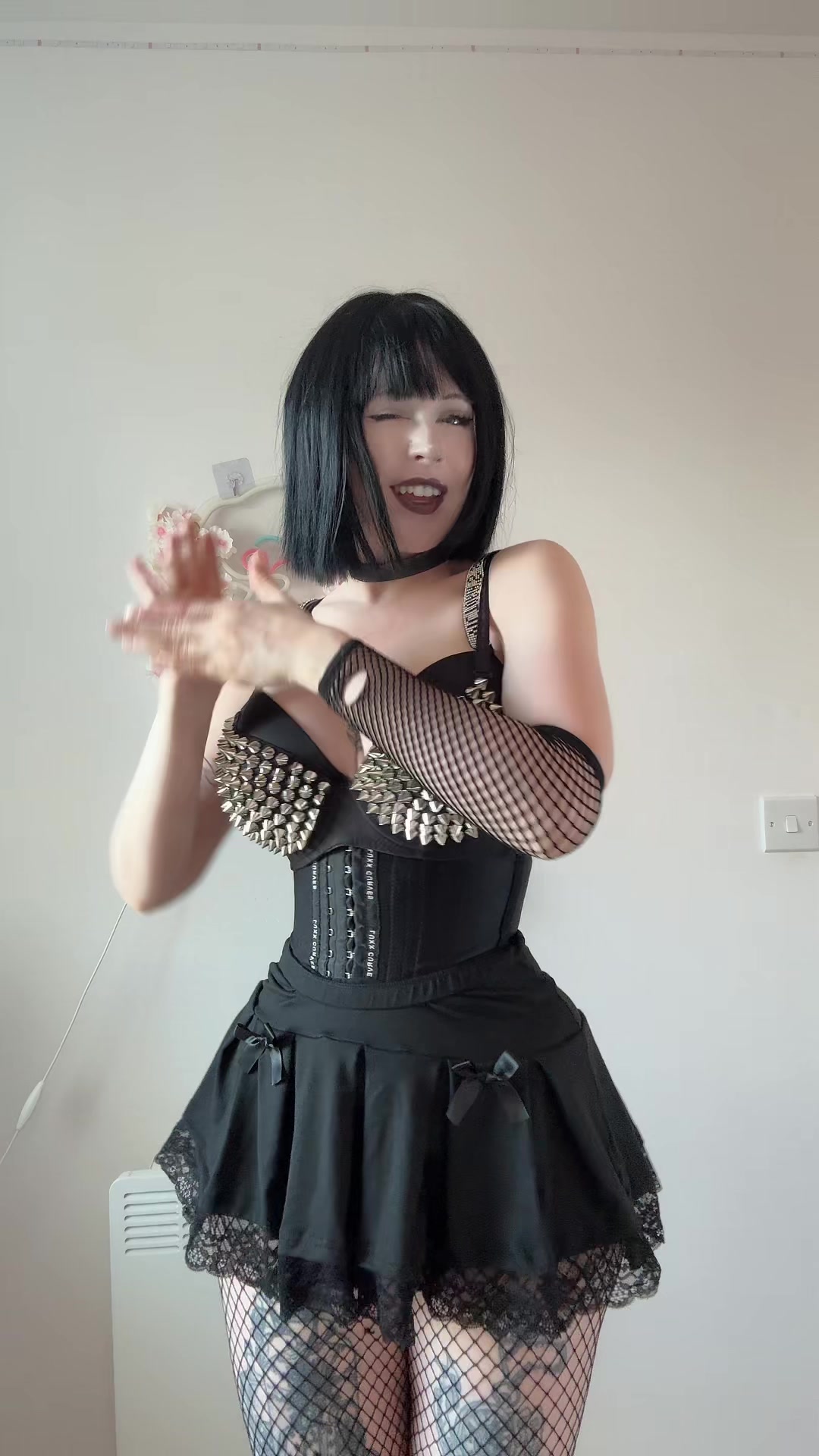 @SmolCallie77