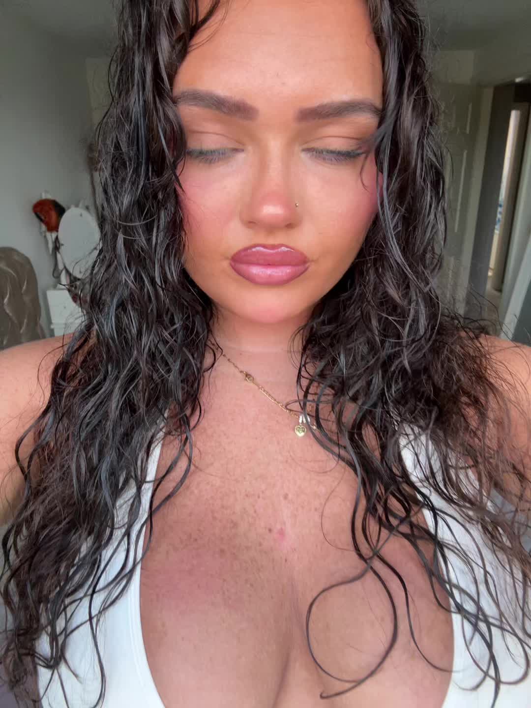 @robynborthwick_