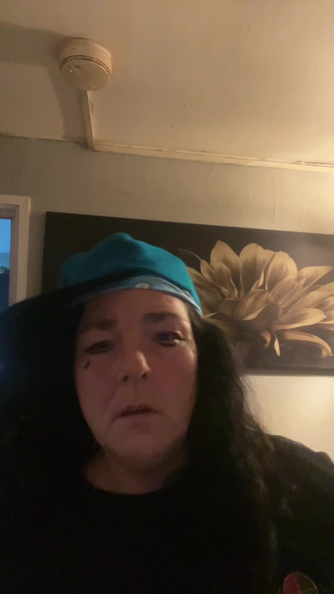 @xxx Lisa proud mother of 7 xx